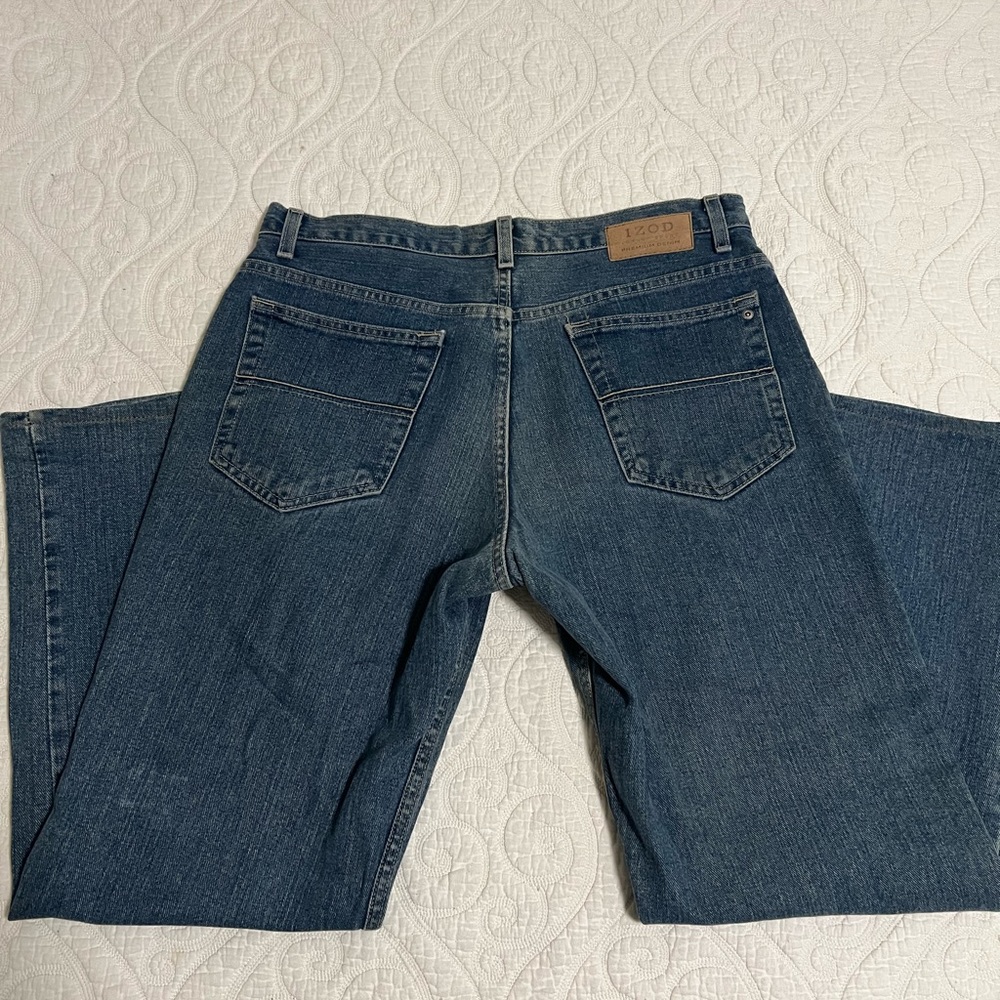 Selling my husband’s jeans! Very comfortable!!